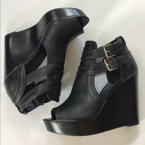 Michael Kors Wedge Platform Sandal Sz 9